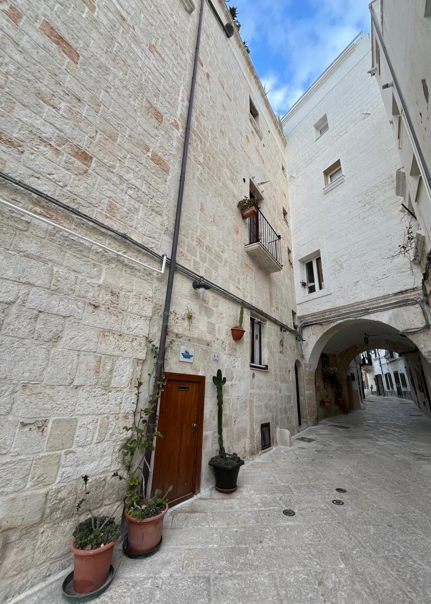 Arco Sallustio 2.0 Monopoli Bagian luar foto